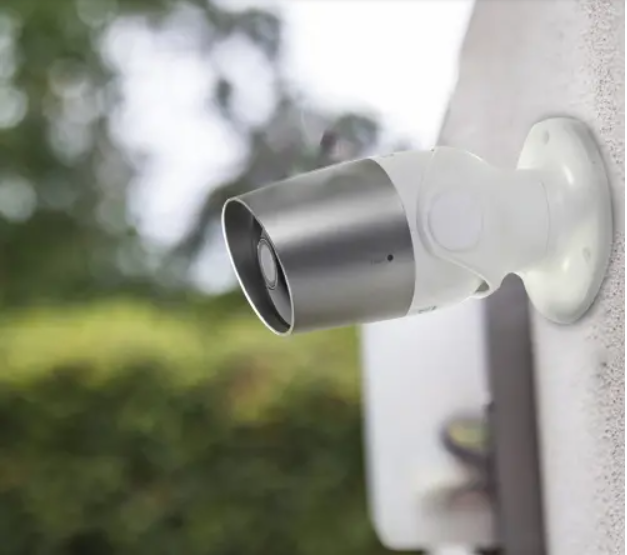 Outdoor Security Cameras – Mains powered security cameras or battery powered?